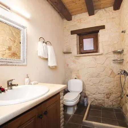 Villa Stone Near The Beach Laganas